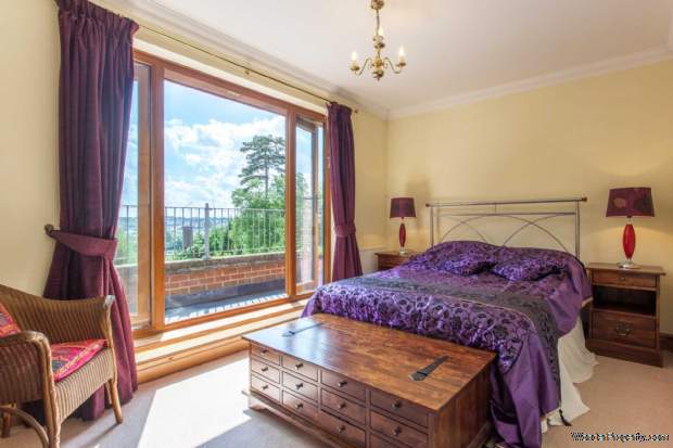 Additional Property Image 6 bedroom Detached for sale in Reading 14