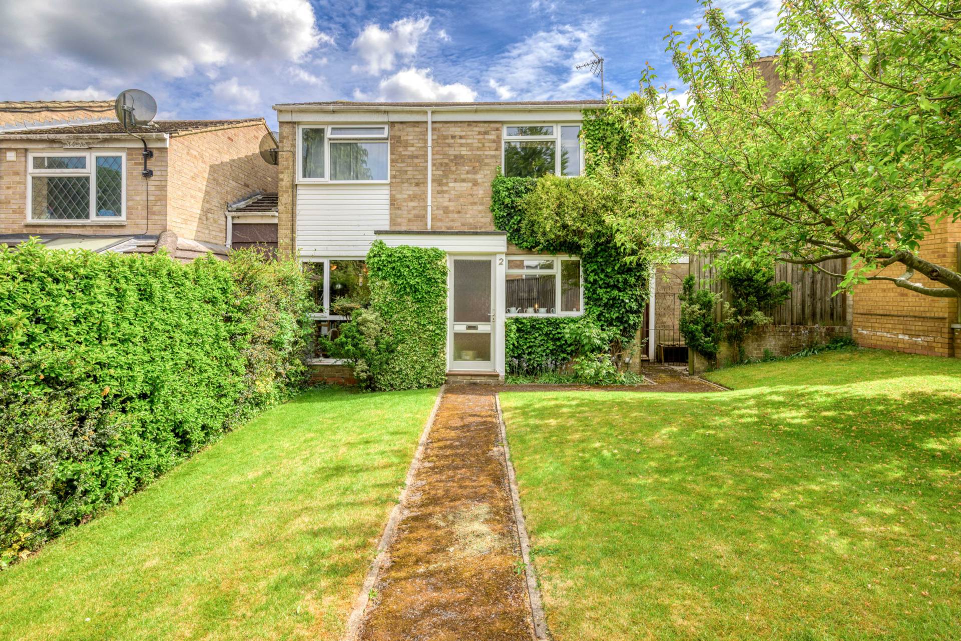 Additional Property Image 3 bedroom Detached for sale in Reading 6