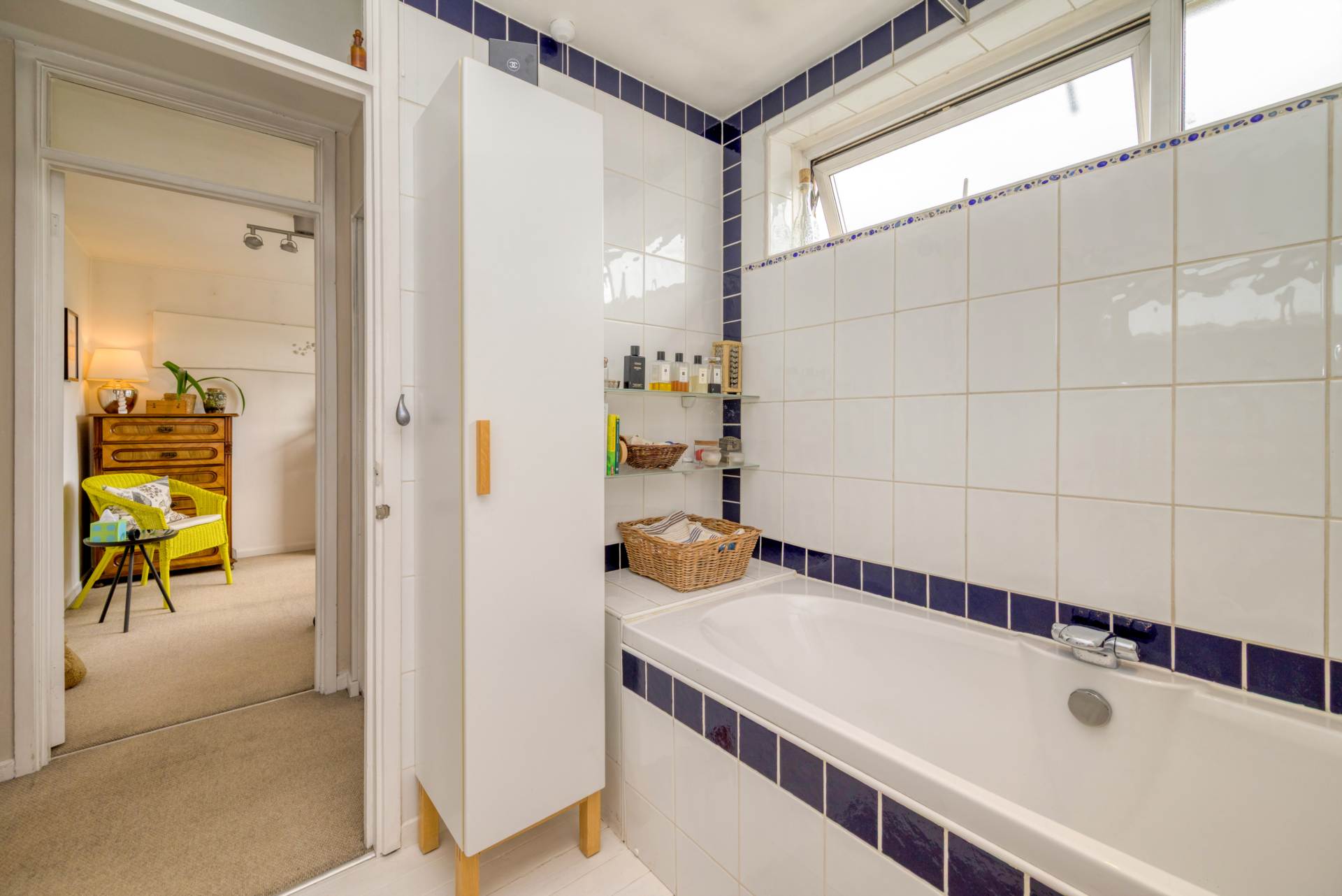 Additional Property Image 3 bedroom Detached for sale in Reading 9