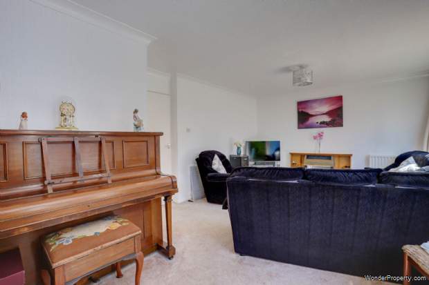 Additional Property Image 3 bedroom Semi Detached for sale in Reading 3