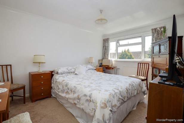 Additional Property Image 3 bedroom Semi Detached for sale in Reading 16
