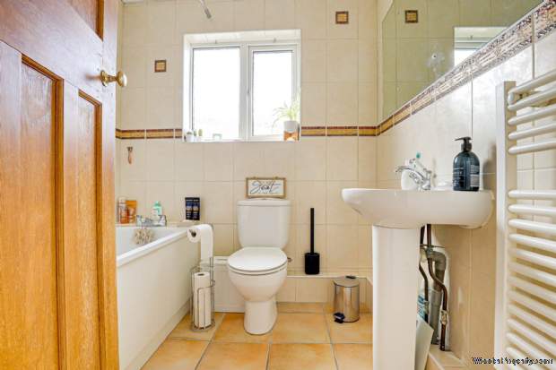 Additional Property Image 3 bedroom Semi Detached for sale in Reading 9