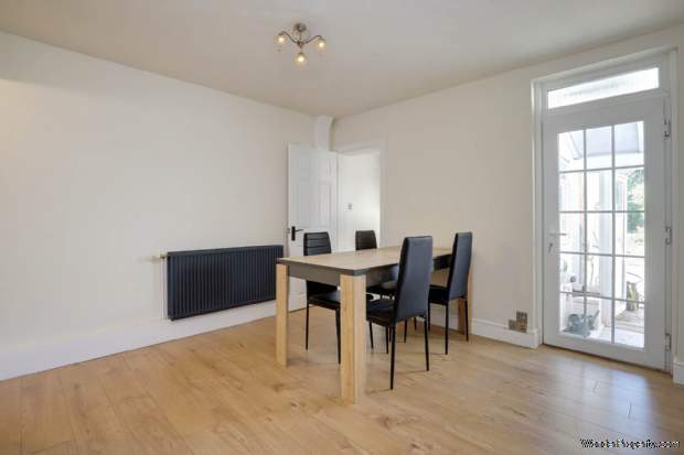 Additional Property Image 3 bedroom Terraced for sale in Reading 5