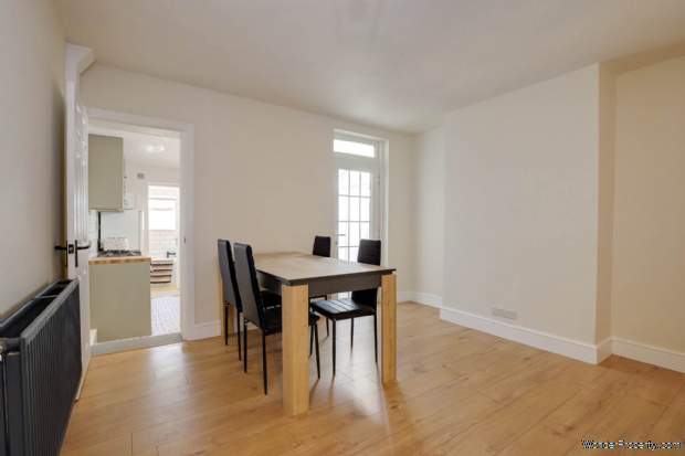 Additional Property Image 3 bedroom Terraced for sale in Reading 6