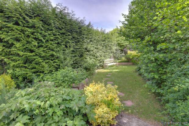 Additional Property Image 4 bedroom Semi Detached for sale in Reading 5