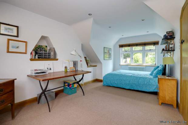 Additional Property Image 4 bedroom Semi Detached for sale in Reading 6