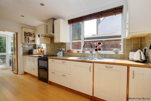 Additional Property Image 4 bedroom Semi Detached for sale in Reading 11