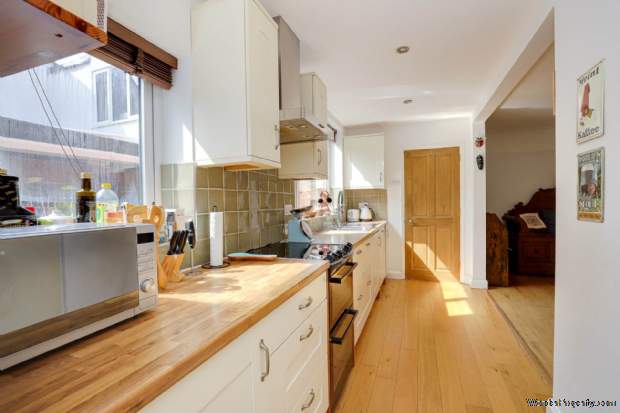 Additional Property Image 4 bedroom Semi Detached for sale in Reading 13