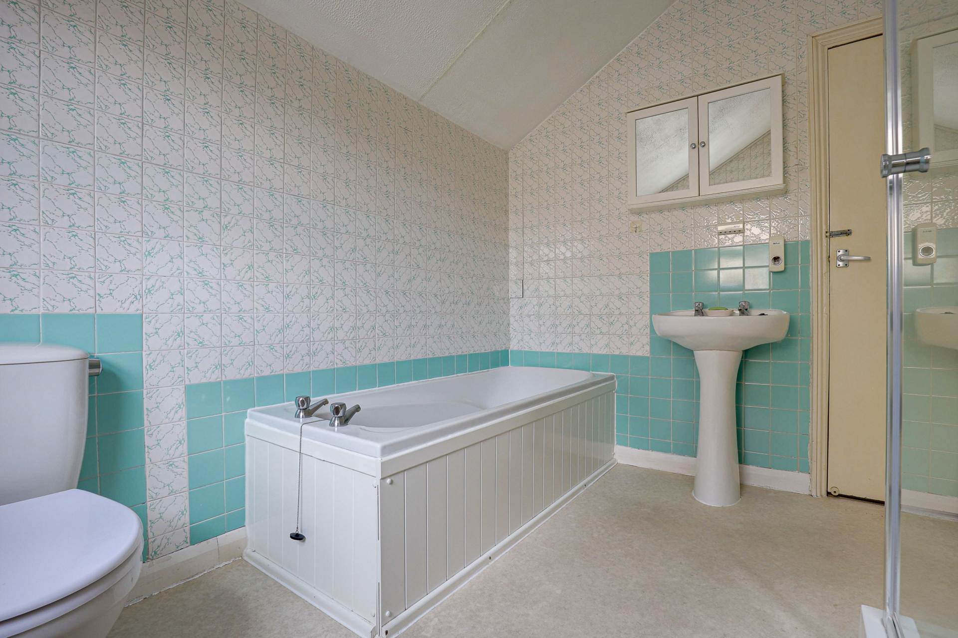 Additional Property Image 2 bedroom End of Terrace for sale in Reading 16