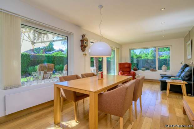 Additional Property Image 3 bedroom Detached Bungalow for sale in Reading 5