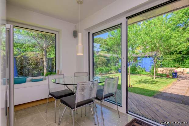 Additional Property Image 3 bedroom Detached Bungalow for sale in Reading 10
