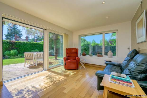 Additional Property Image 3 bedroom Detached Bungalow for sale in Reading 15