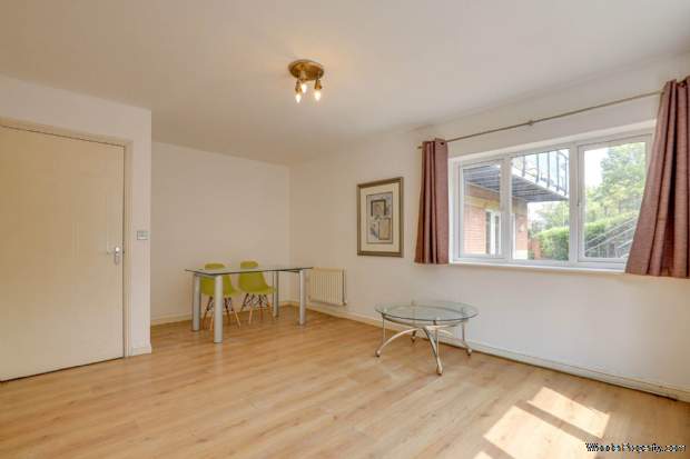 Additional Property Image 2 bedroom Apartment for sale in Reading 4