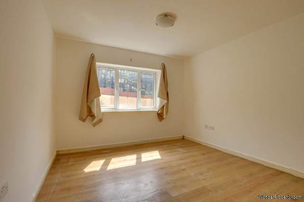 Additional Property Image 2 bedroom Apartment for sale in Reading 7