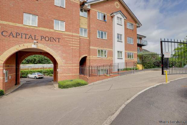 Additional Property Image 2 bedroom Apartment for sale in Reading 10