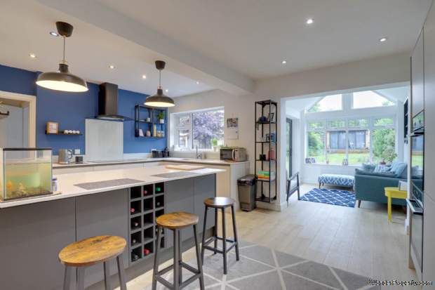 Additional Property Image 4 bedroom Detached for sale in Reading 3