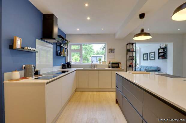 Additional Property Image 4 bedroom Detached for sale in Reading 12