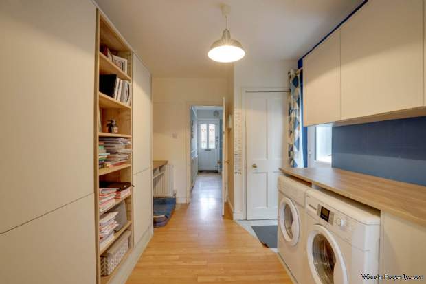 Additional Property Image 4 bedroom Detached for sale in Reading 18