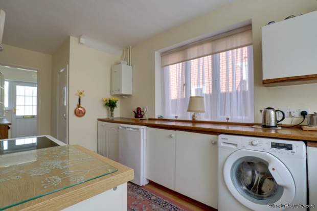 Additional Property Image 3 bedroom Detached for sale in Reading 10