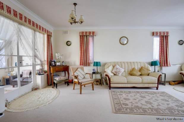 Additional Property Image 3 bedroom Detached for sale in Reading 14