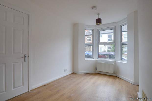 Additional Property Image 2 bedroom Terraced for sale in Reading 3