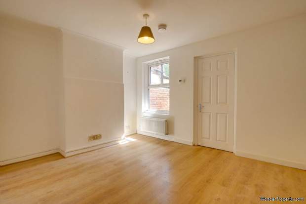 Additional Property Image 2 bedroom Terraced for sale in Reading 4