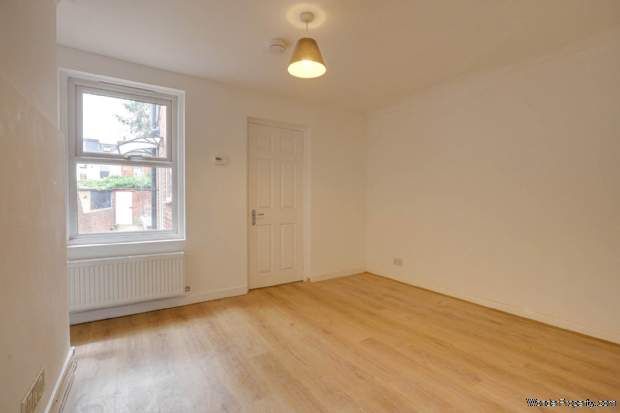 Additional Property Image 2 bedroom Terraced for sale in Reading 5