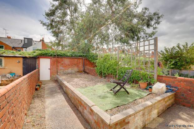 Additional Property Image 2 bedroom Terraced for sale in Reading 6