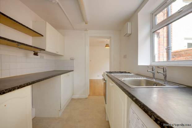 Additional Property Image 2 bedroom Terraced for sale in Reading 8