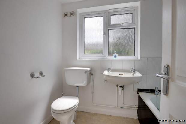 Additional Property Image 2 bedroom Terraced for sale in Reading 12