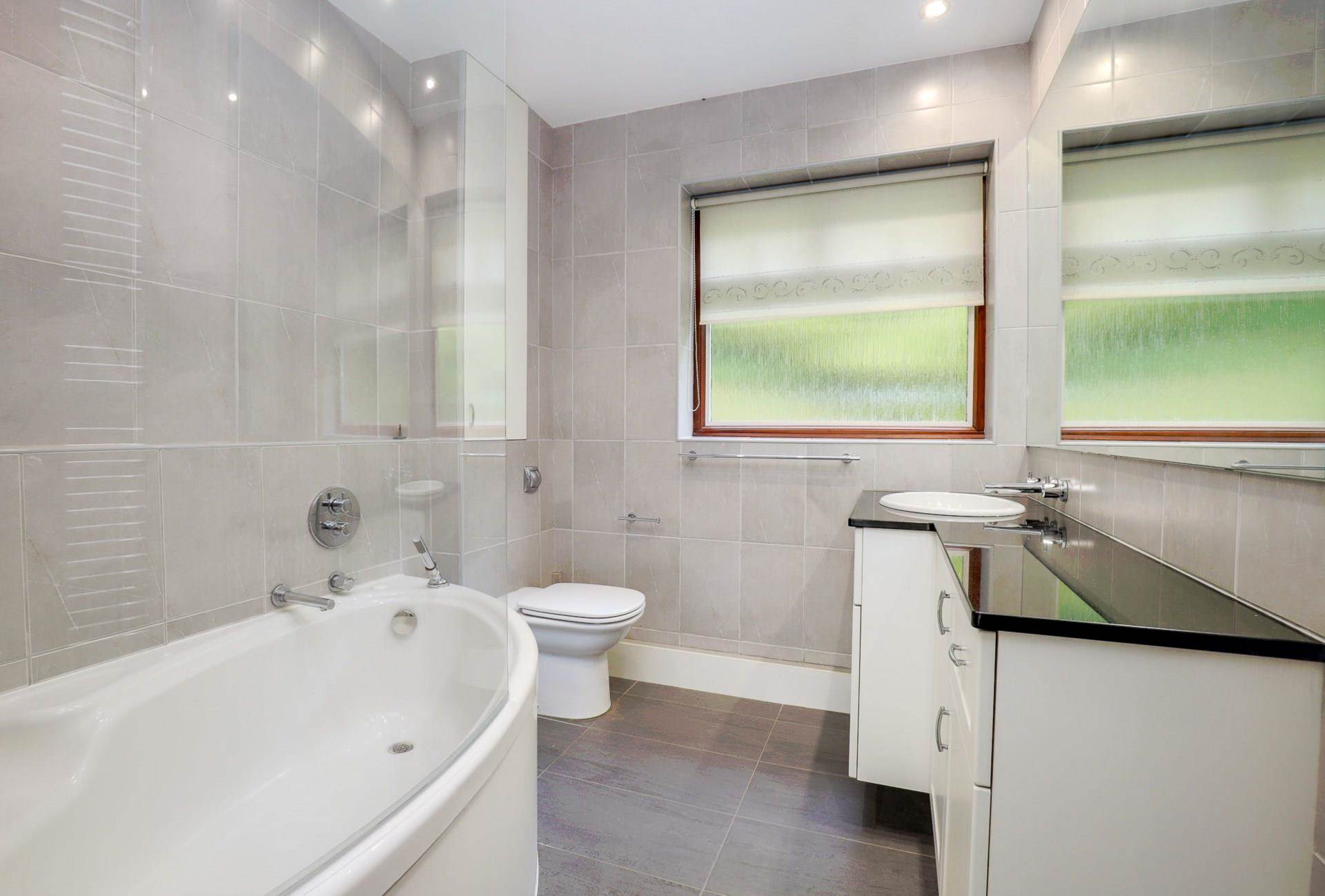 Additional Property Image 2 bedroom Apartment for sale in Reading 9