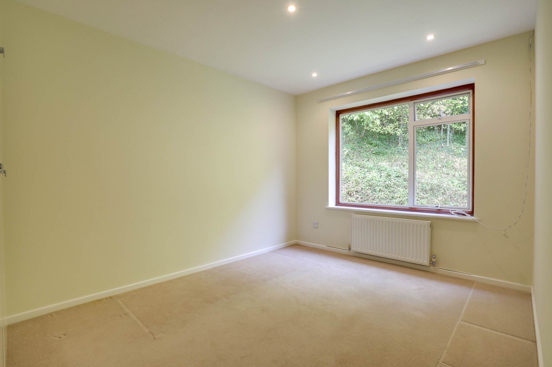 Additional Property Image 2 bedroom Apartment for sale in Reading 10