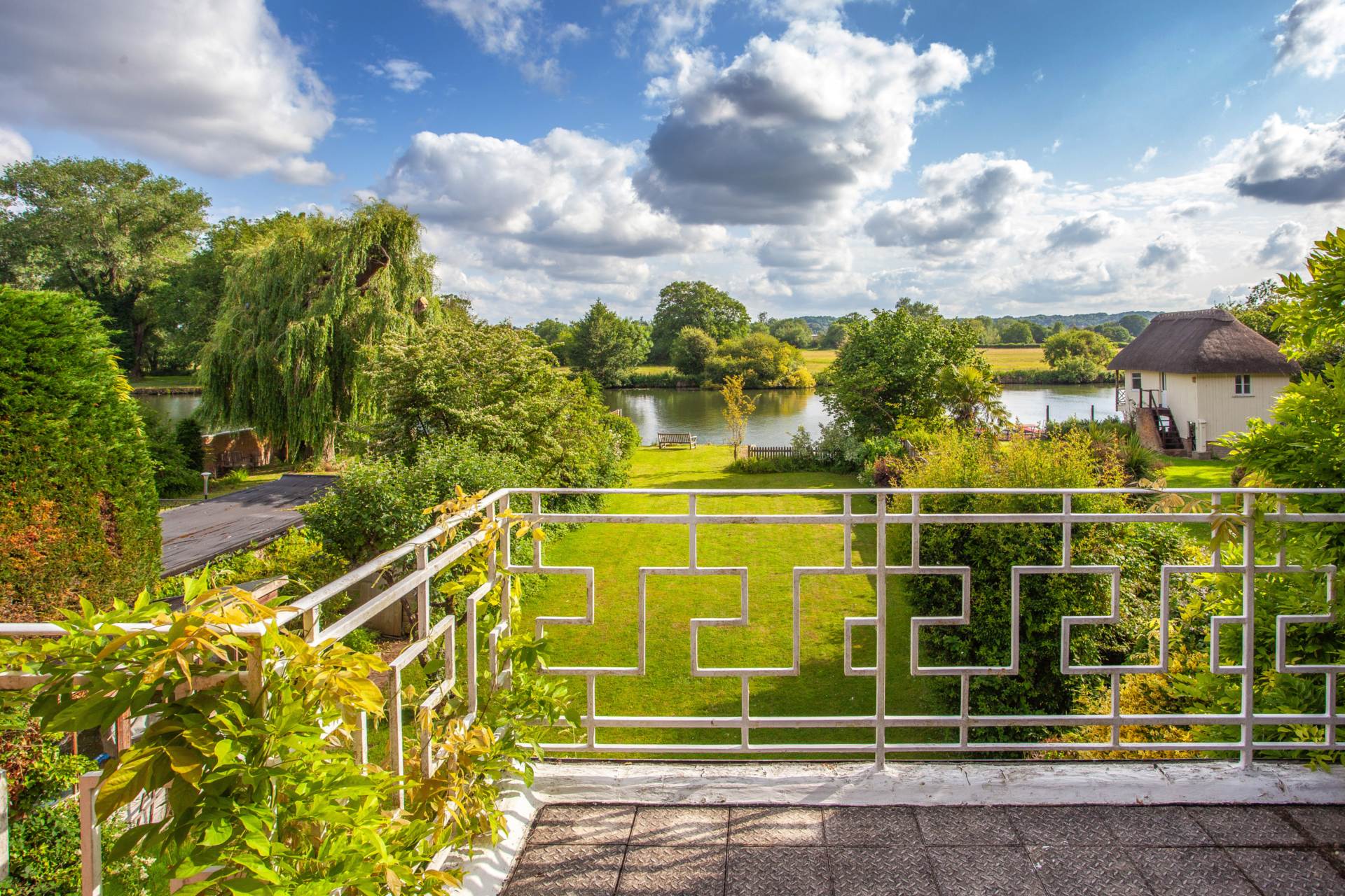 Additional Property Image 5 bedroom Detached for sale in Reading 5