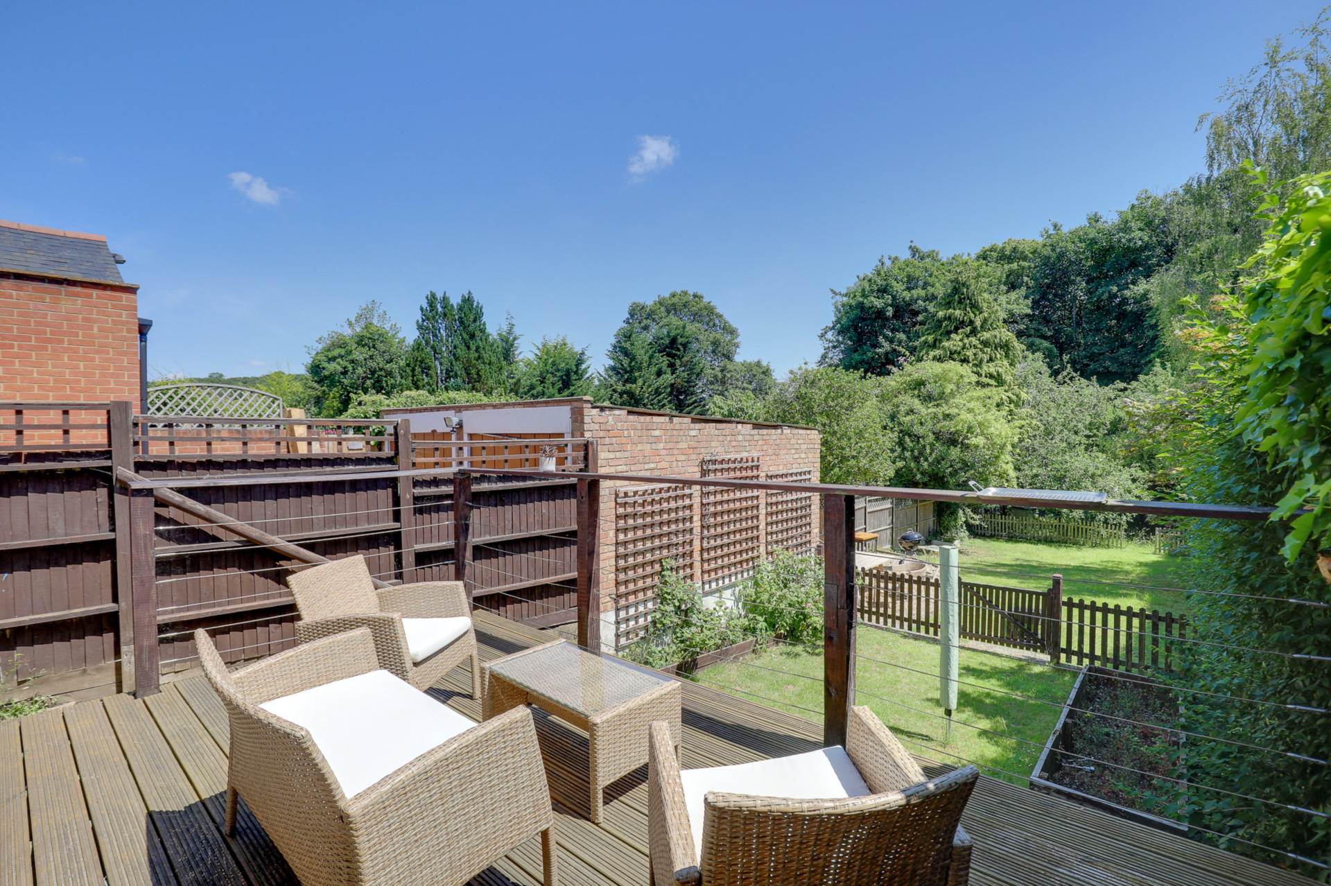 Additional Property Image 4 bedroom Detached for sale in Reading 2