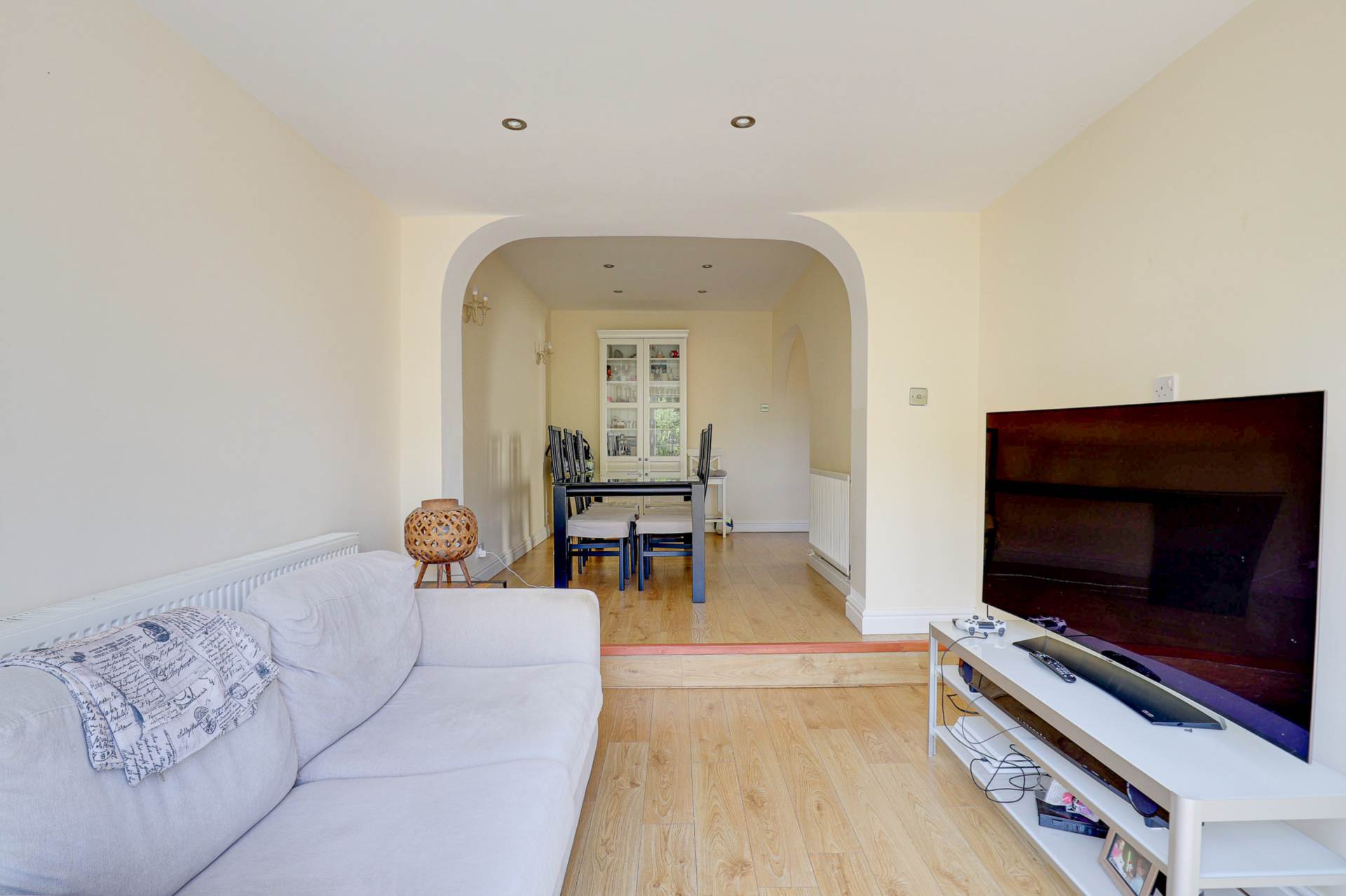 Additional Property Image 4 bedroom Detached for sale in Reading 10
