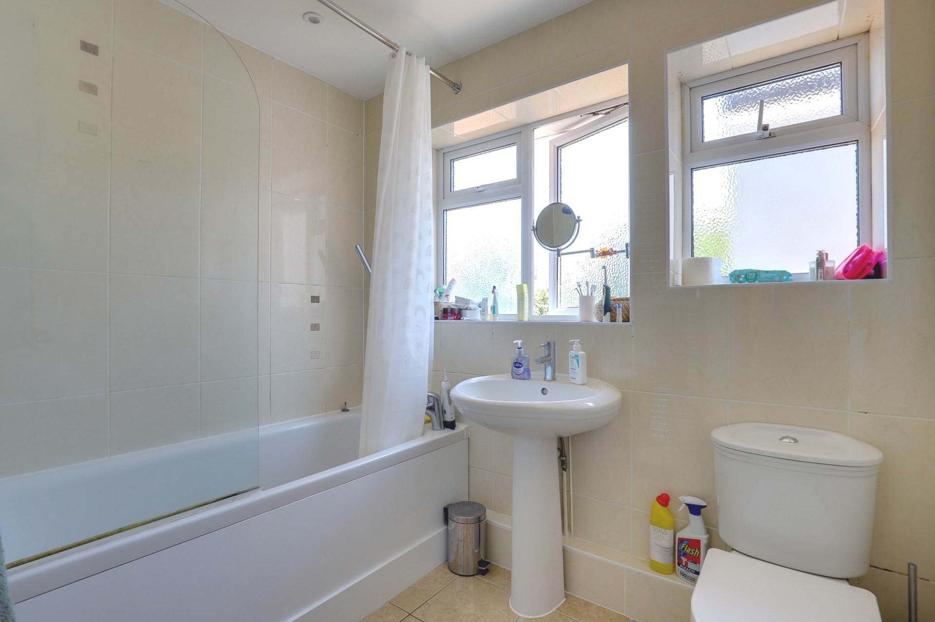 Additional Property Image 4 bedroom Detached for sale in Reading 17
