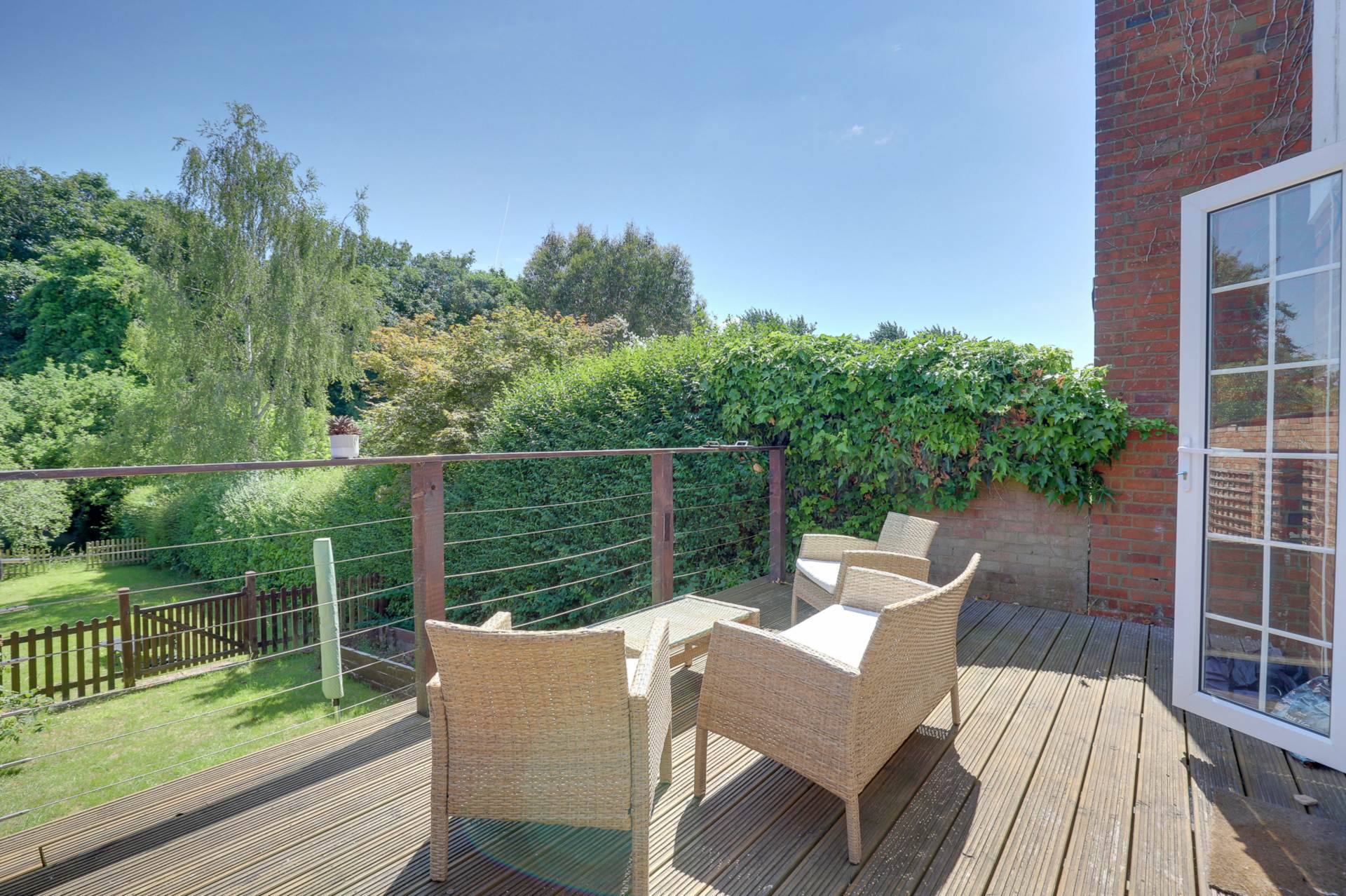 Additional Property Image 4 bedroom Detached for sale in Reading 19