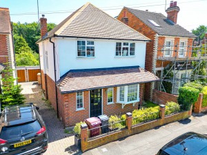 4 bedroom Detached for sale in Reading