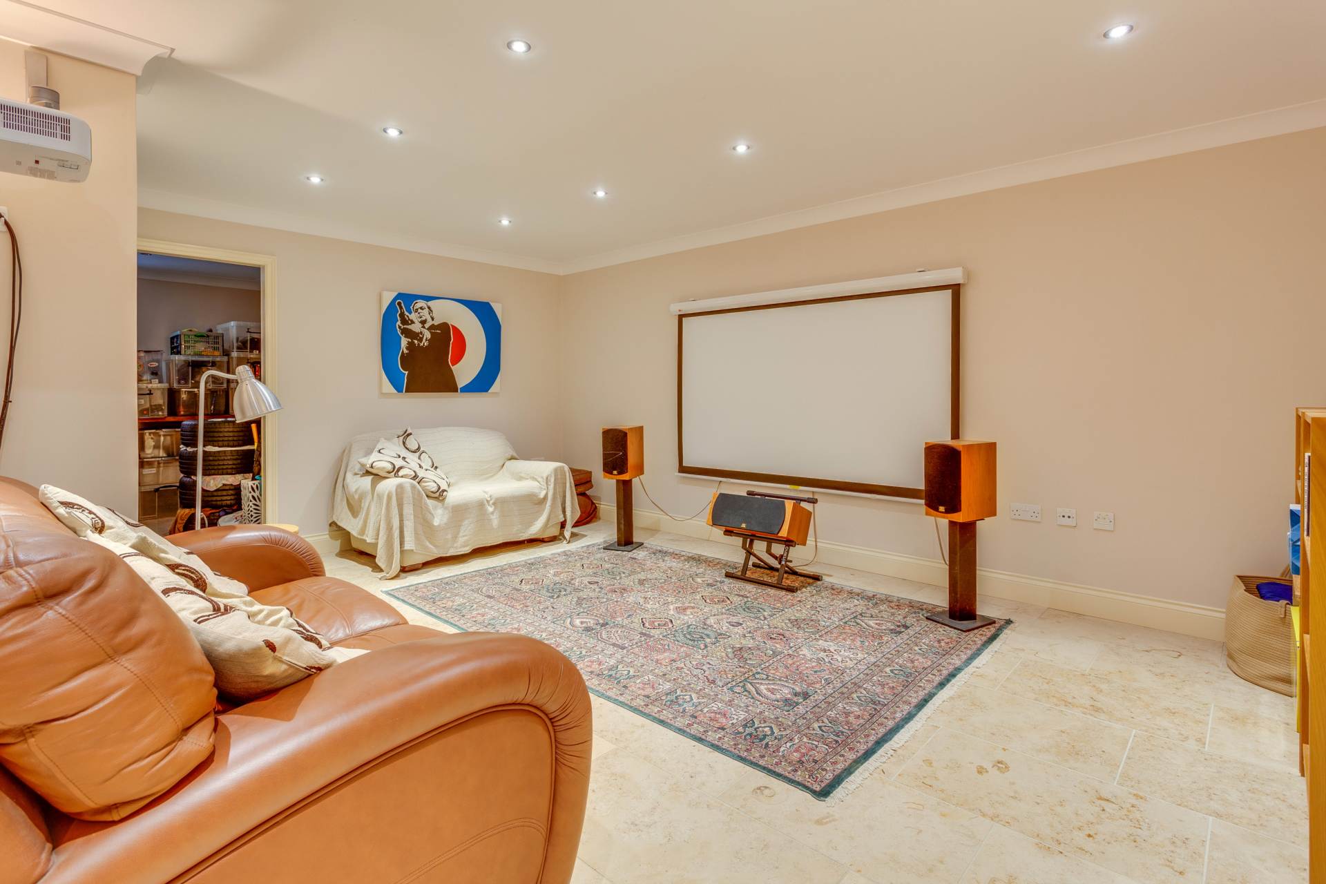 Additional Property Image 5 bedroom Detached for sale in Reading 5