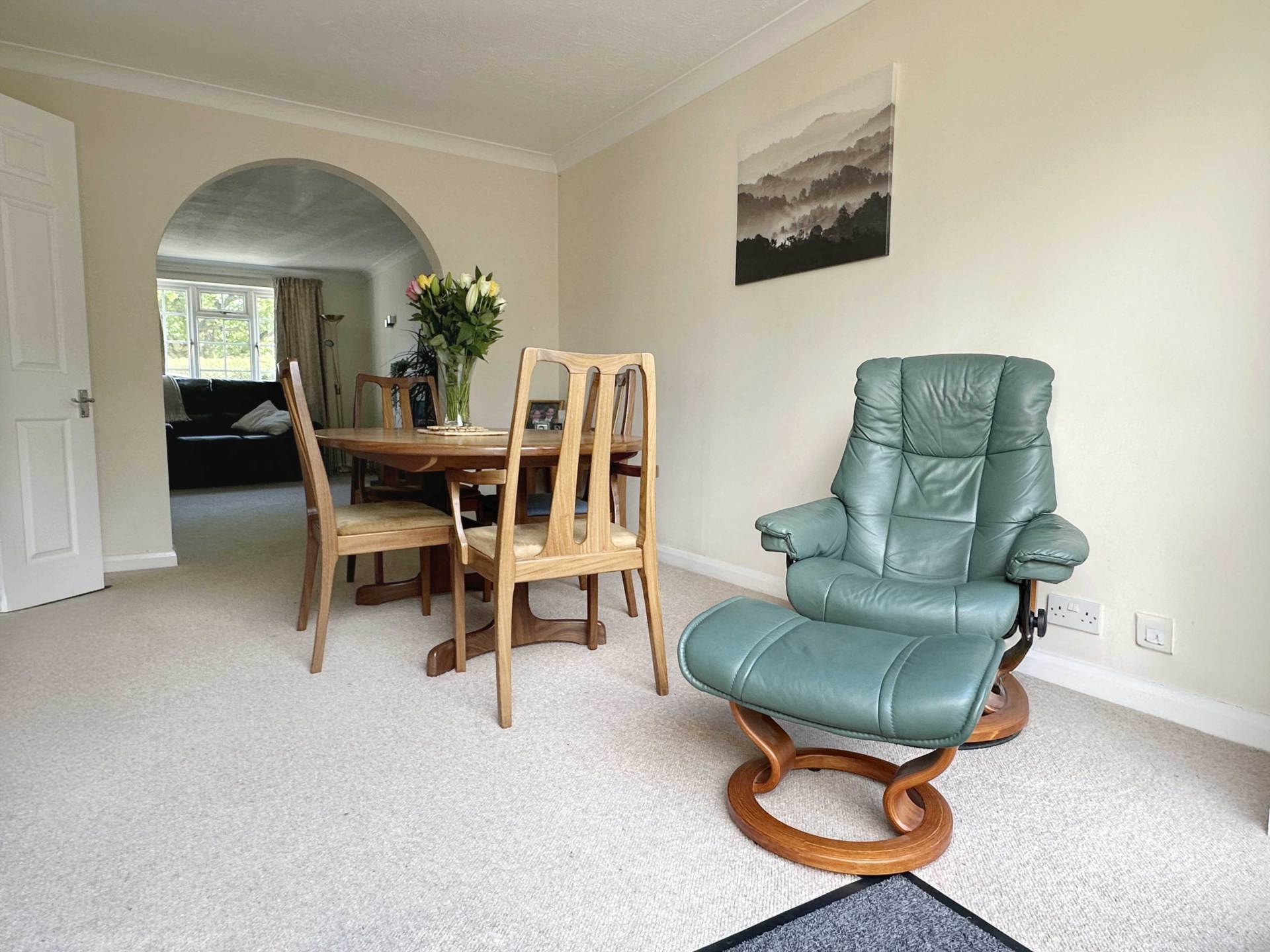 Additional Property Image 4 bedroom Detached for sale in Reading 5