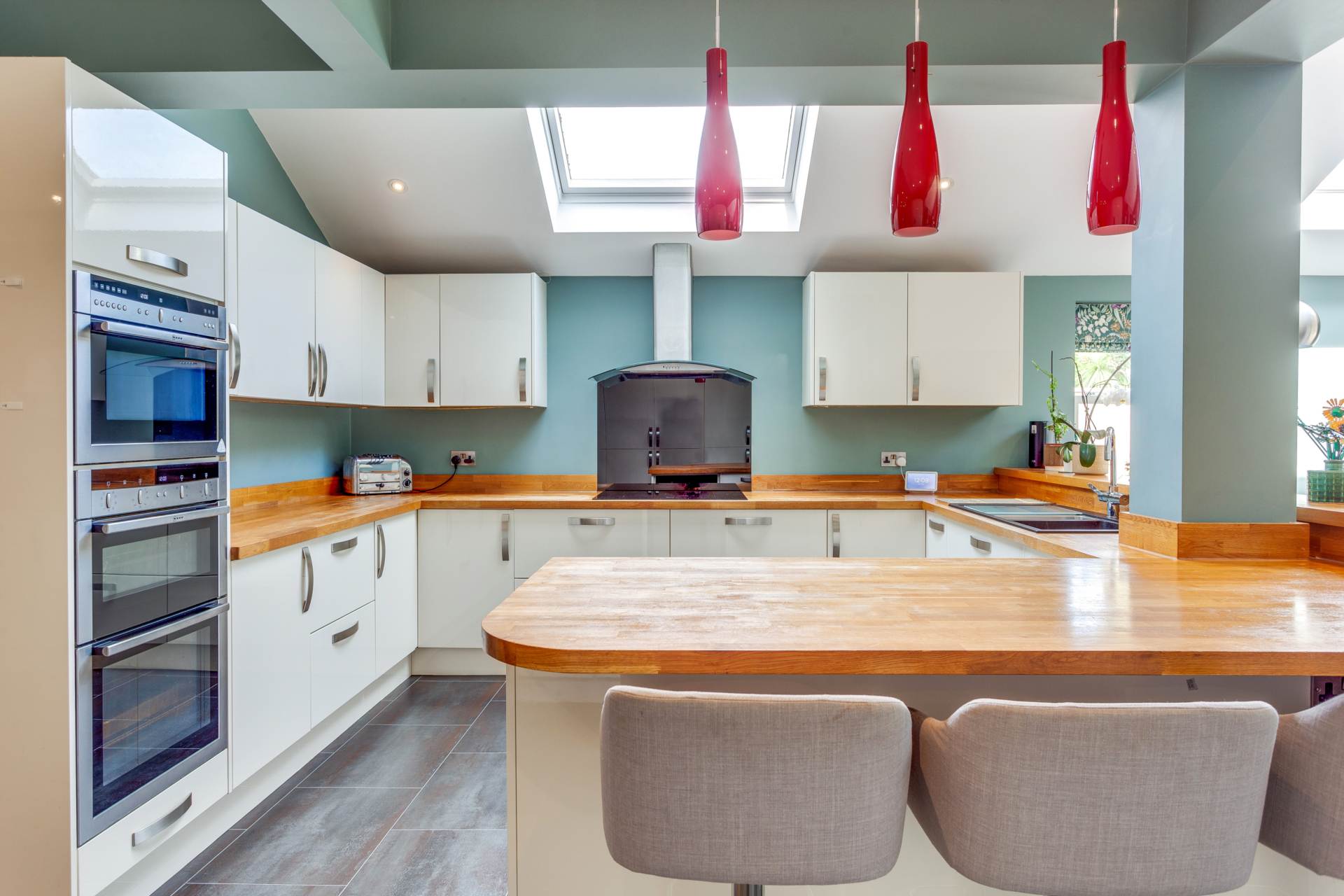 Additional Property Image 5 bedroom Semi Detached for sale in Reading 17