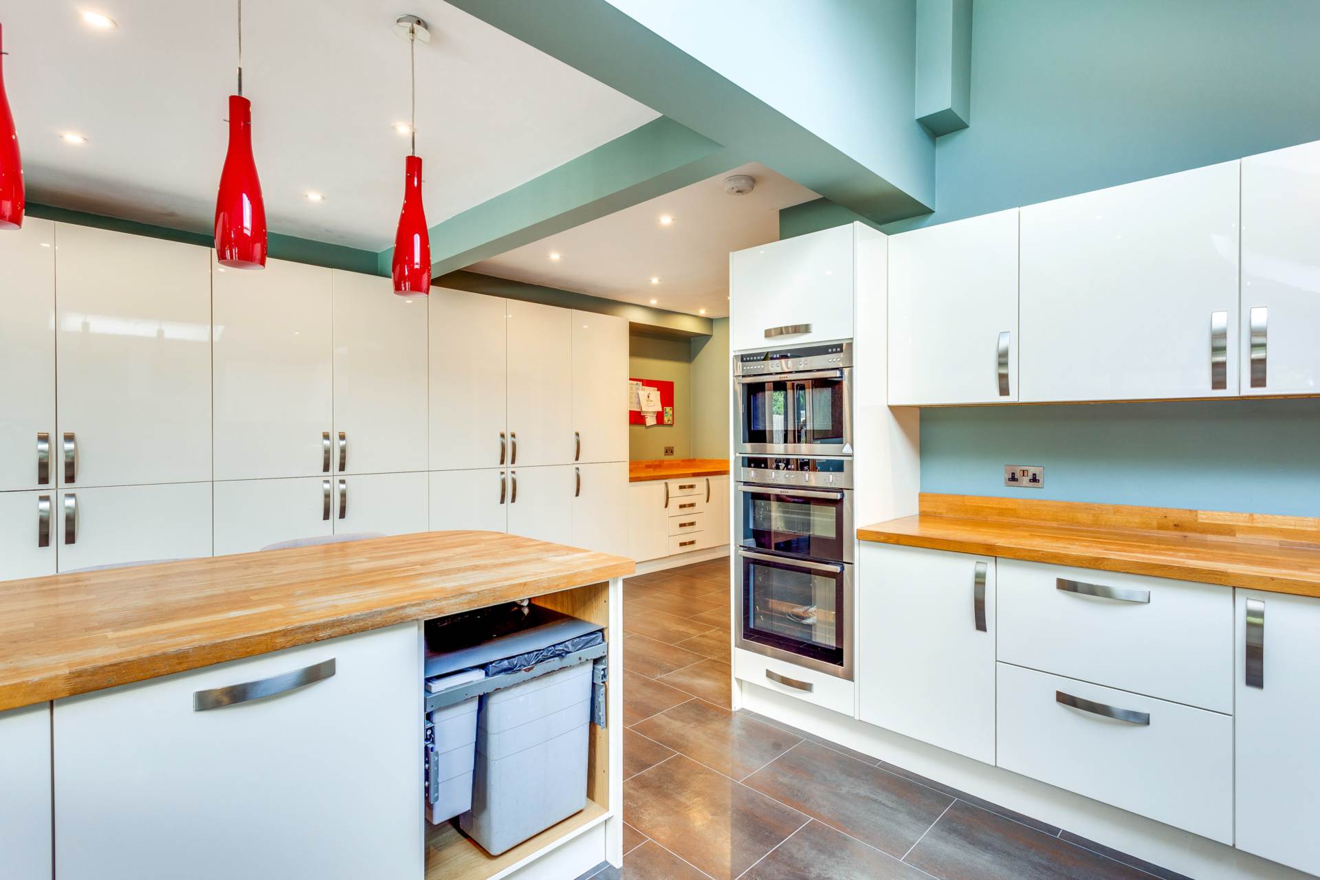 Additional Property Image 5 bedroom Semi Detached for sale in Reading 19