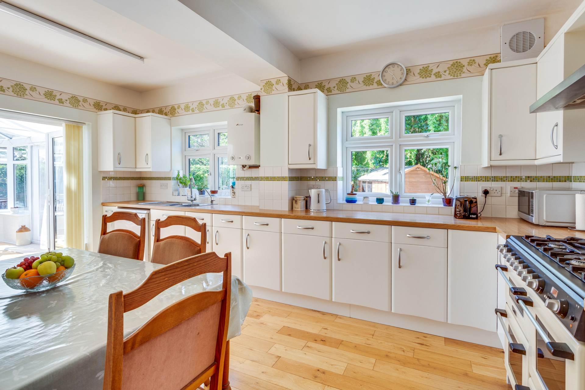 Additional Property Image 5 bedroom Semi Detached for sale in Reading 2