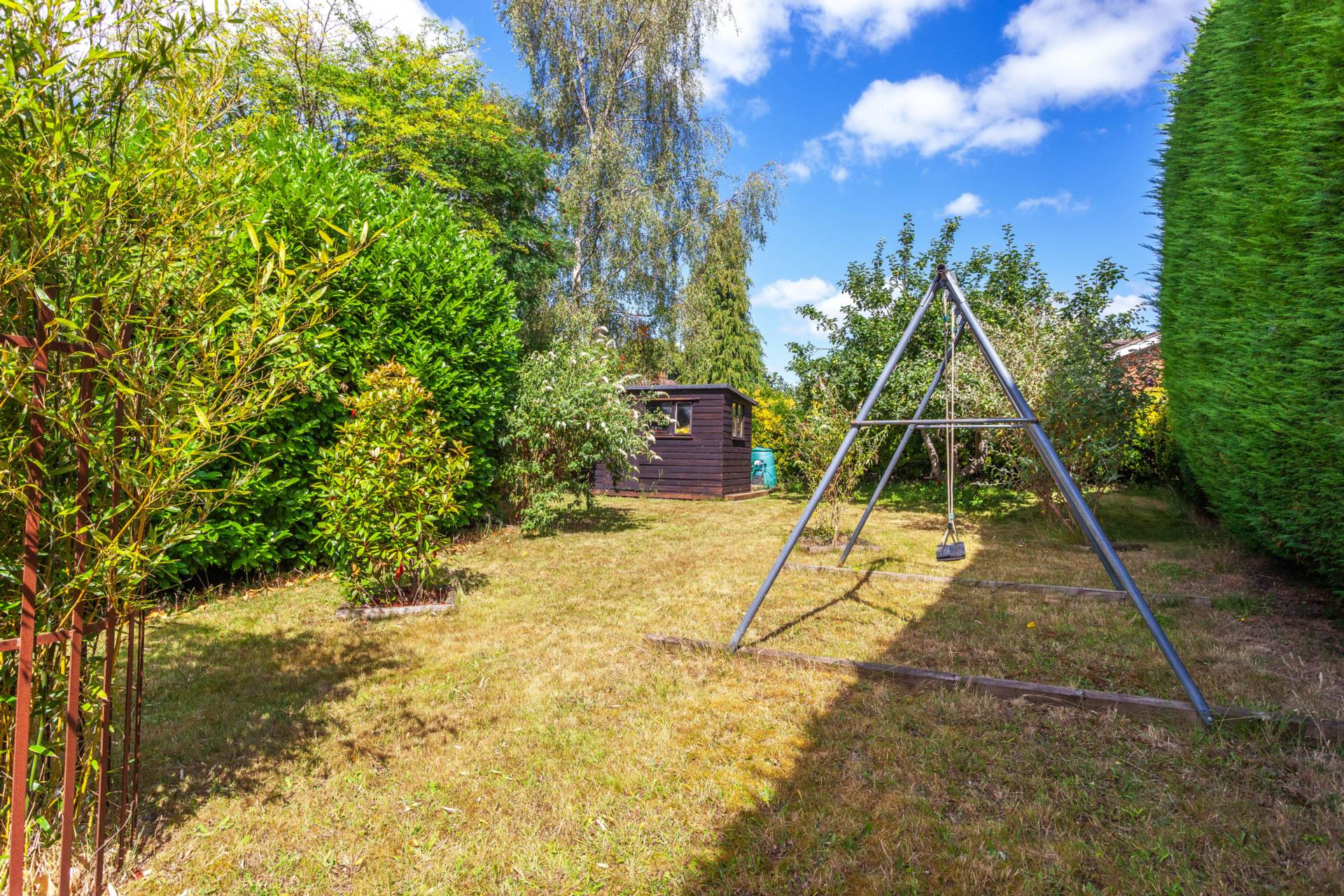 Additional Property Image 4 bedroom Detached for sale in Reading 28