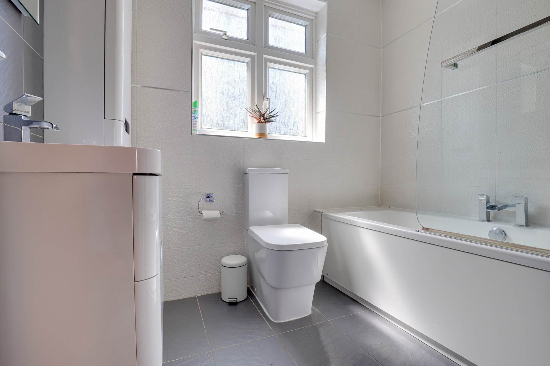 Additional Property Image 3 bedroom Semi Detached for sale in Reading 17