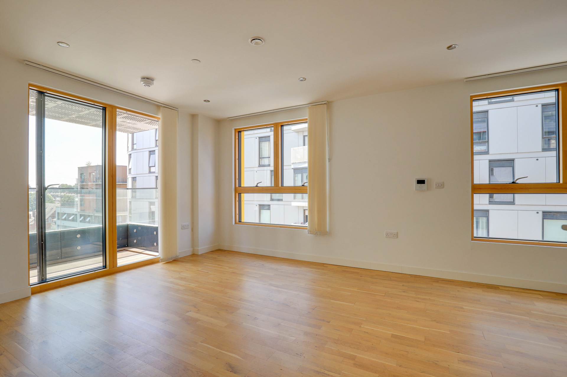 Additional Property Image 1 bedroom Apartment for sale in Reading 4
