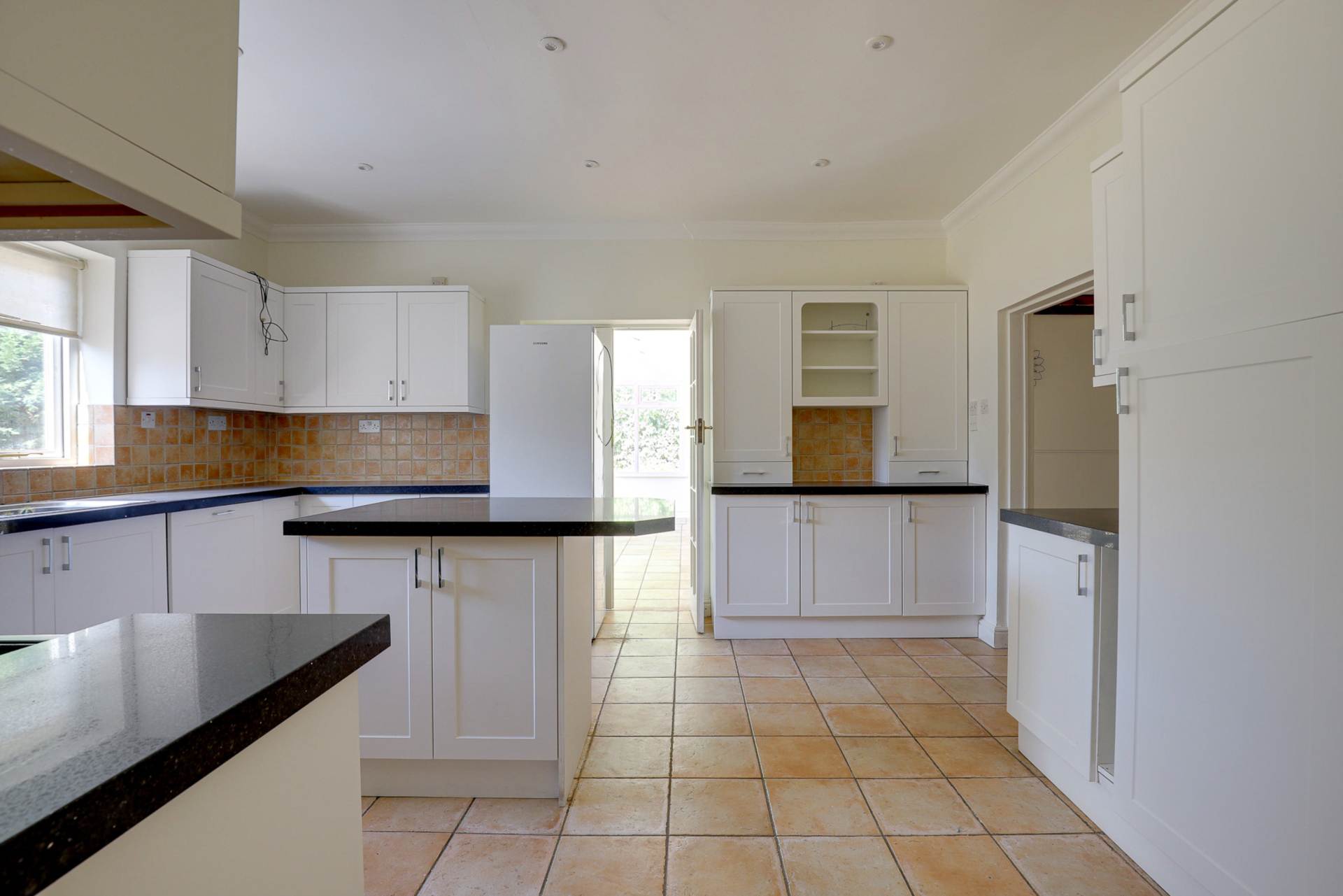 Additional Property Image 5 bedroom Detached for sale in Reading 3