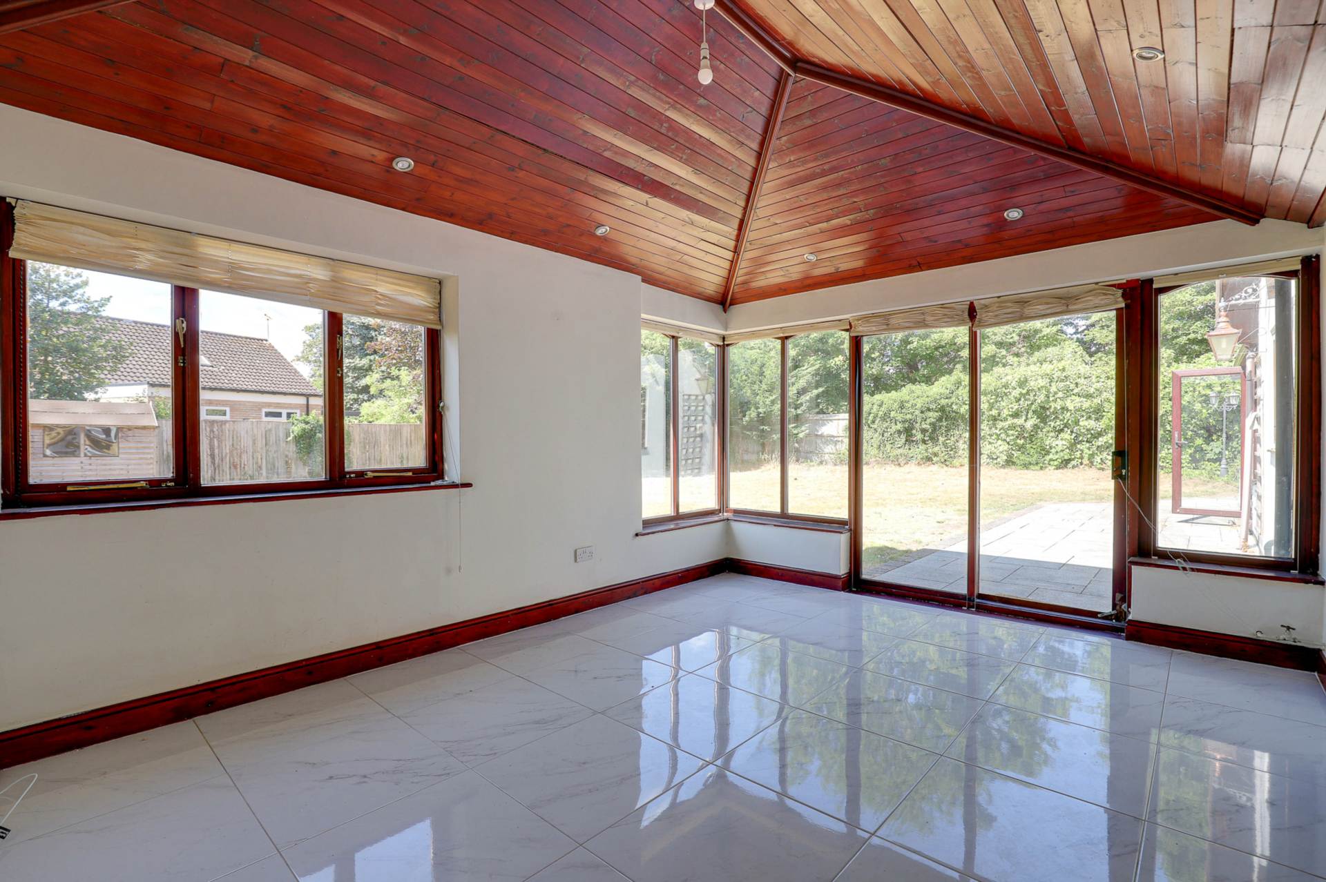 Additional Property Image 5 bedroom Detached for sale in Reading 10