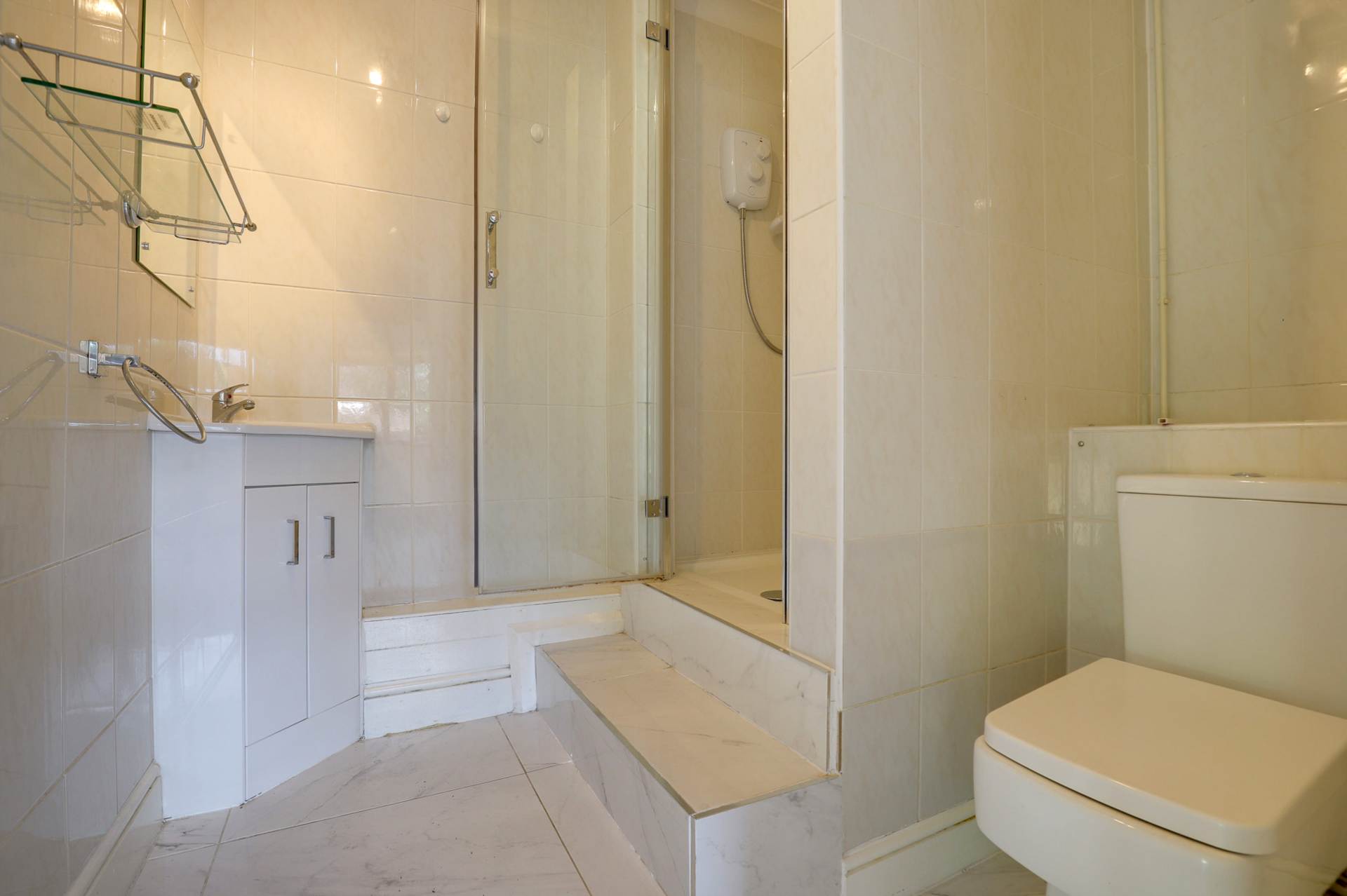 Additional Property Image 5 bedroom Detached for sale in Reading 19