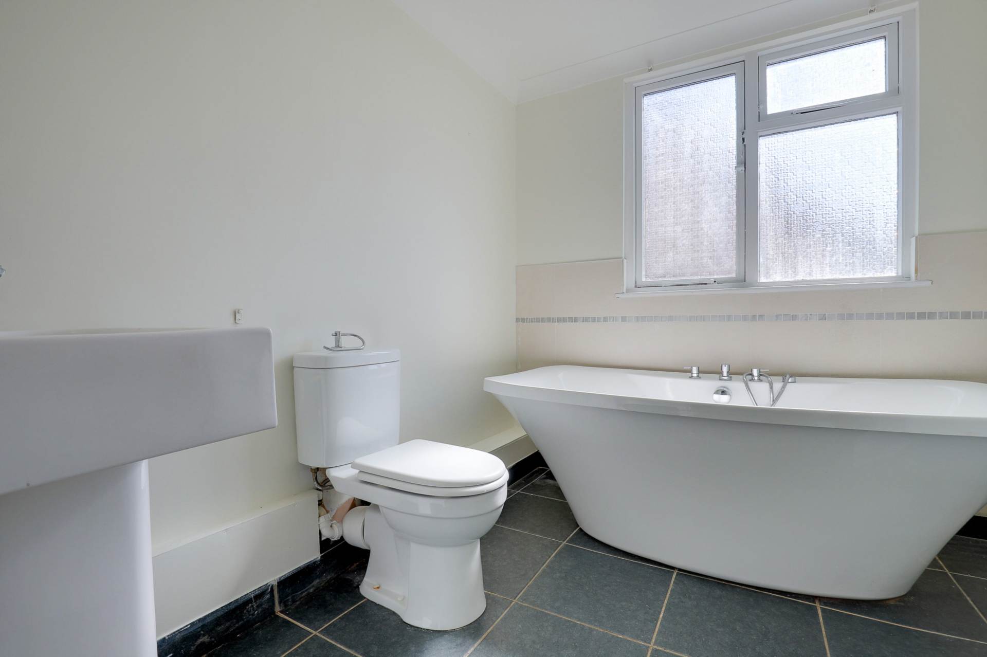 Additional Property Image 5 bedroom Detached for sale in Reading 21